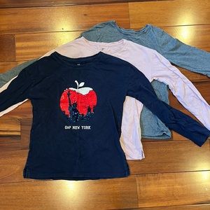 3 XL Gap Kids Graphic Long Sleeve T-Shirts